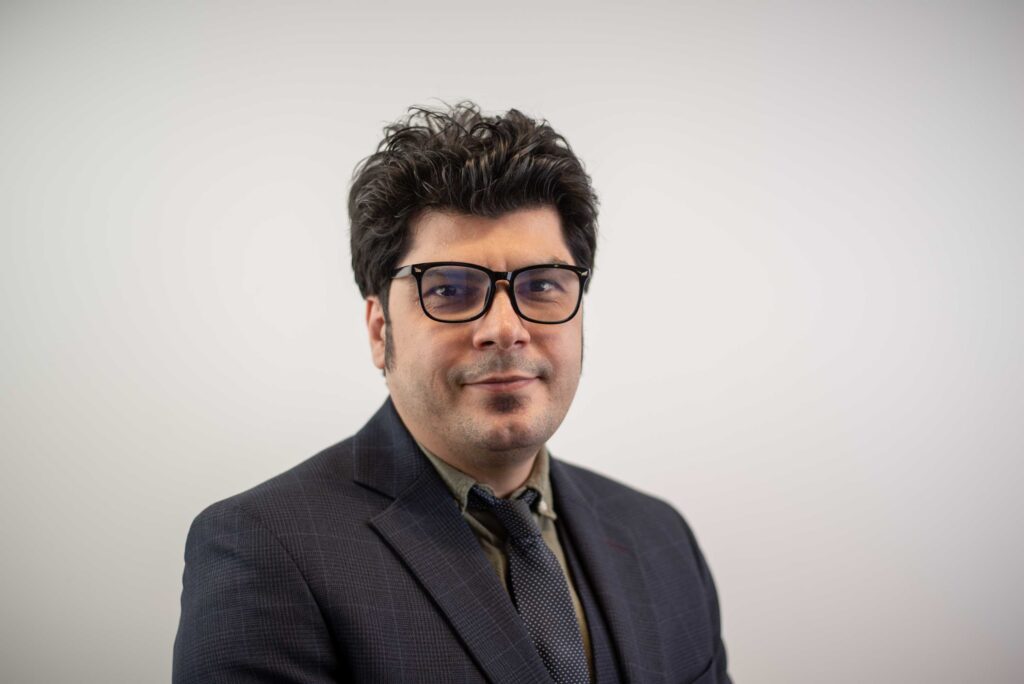Dr. Albert Amanollahnejad